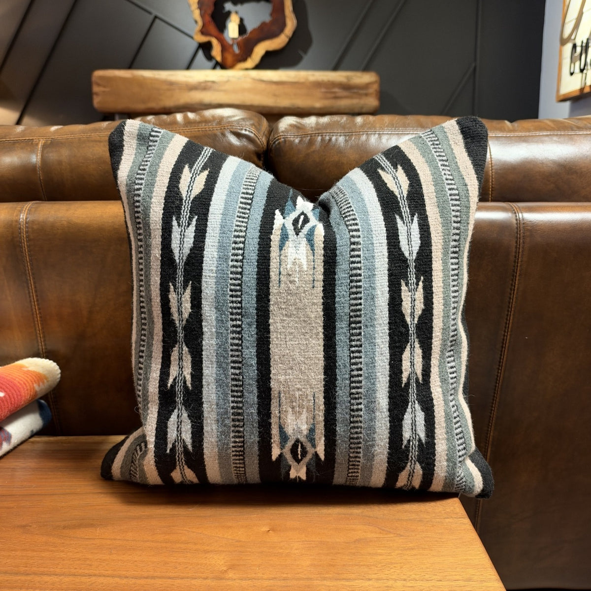 Handwoven Southwestern Wool Pillow – 20 × 20 Inches